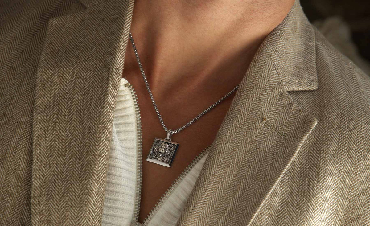 Atolyestone Solid 925 Silver Tiger Necklace on Business Attire Model
