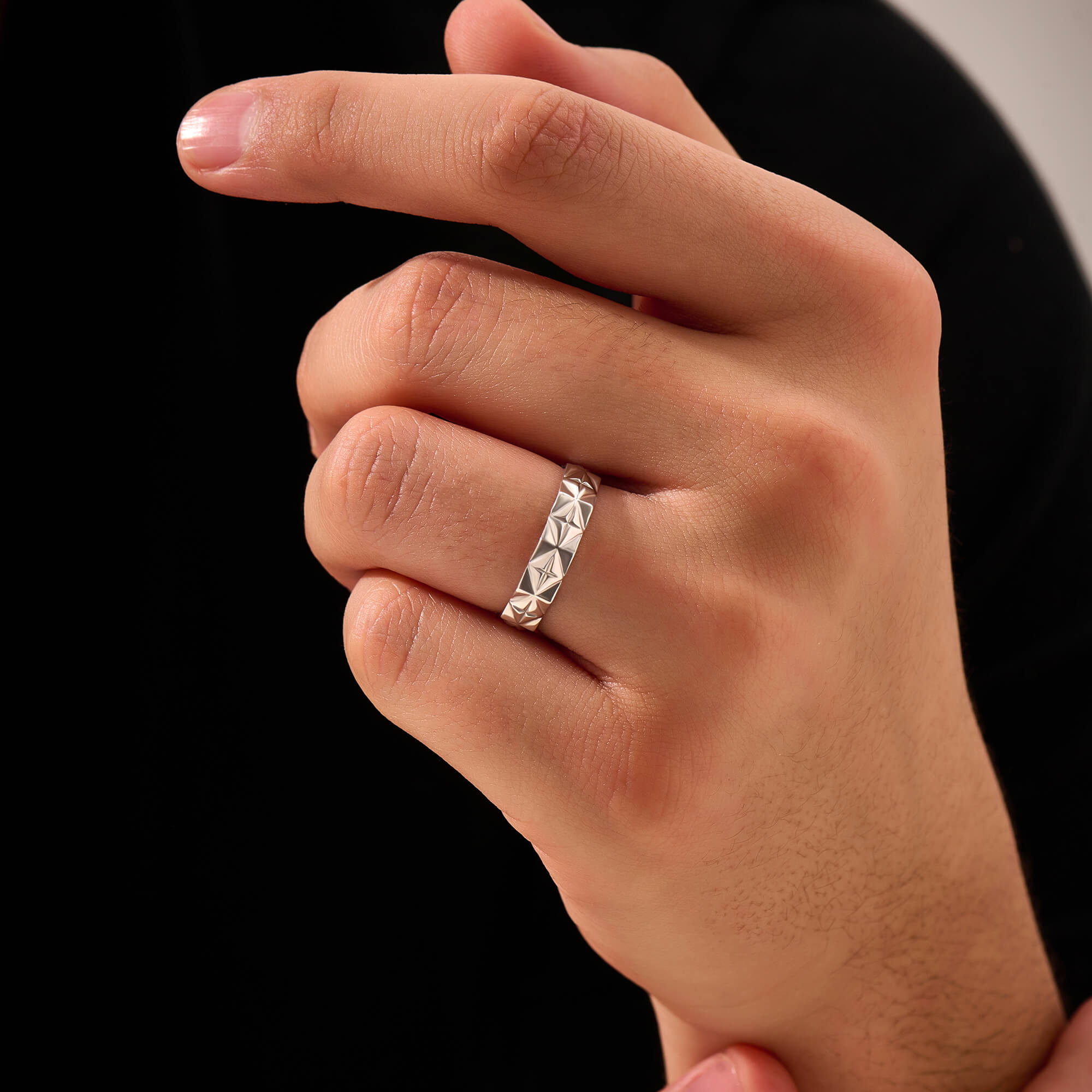 Men's 925 Sterling Silver Diamond Cut Band Ring