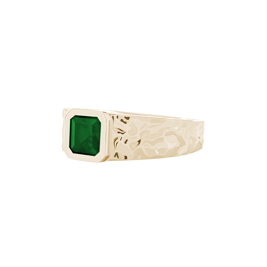 Hammered Solitaire Signet Ring in Solid Yellow Gold - Emerald