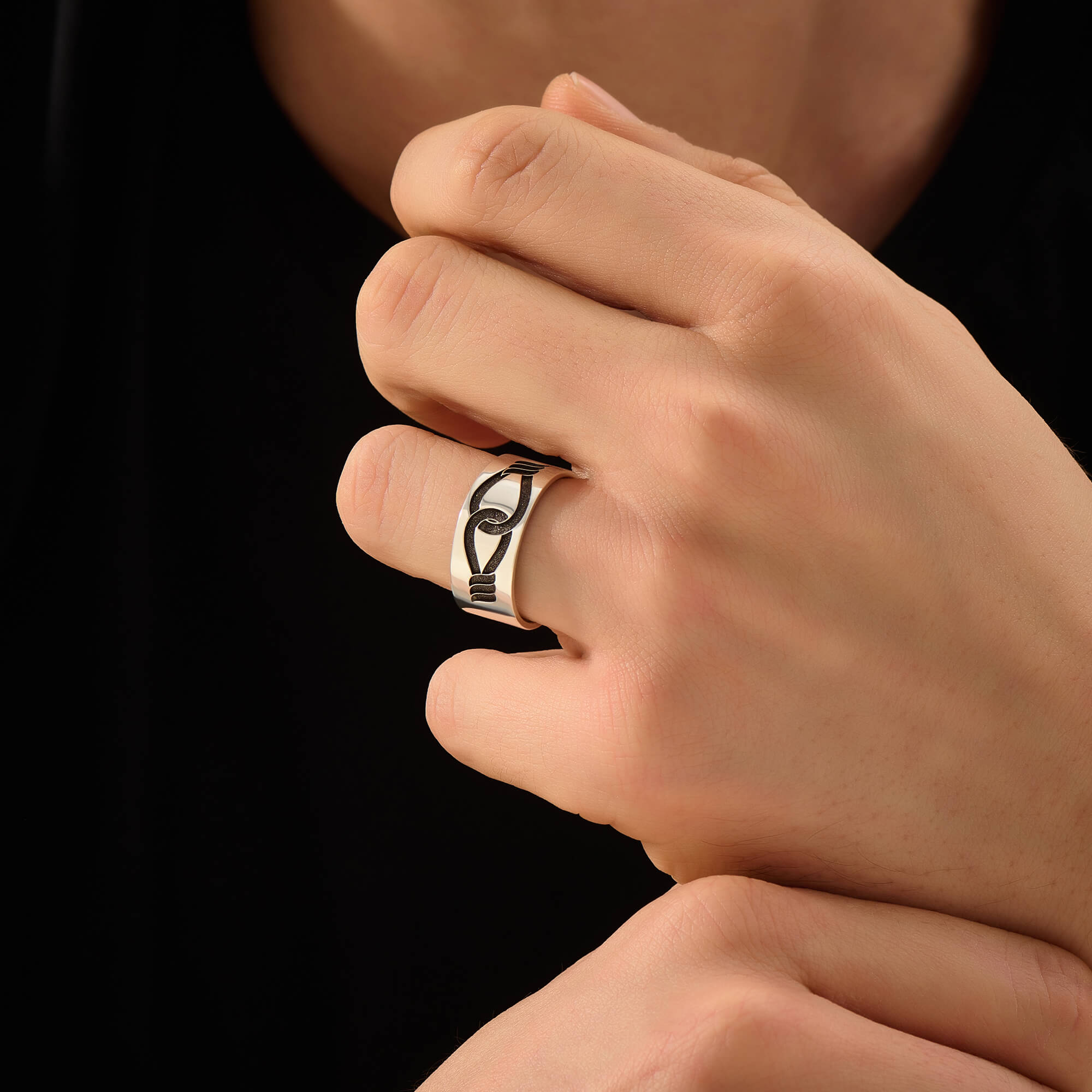 Men's Solid Silver Engraved Knot Band