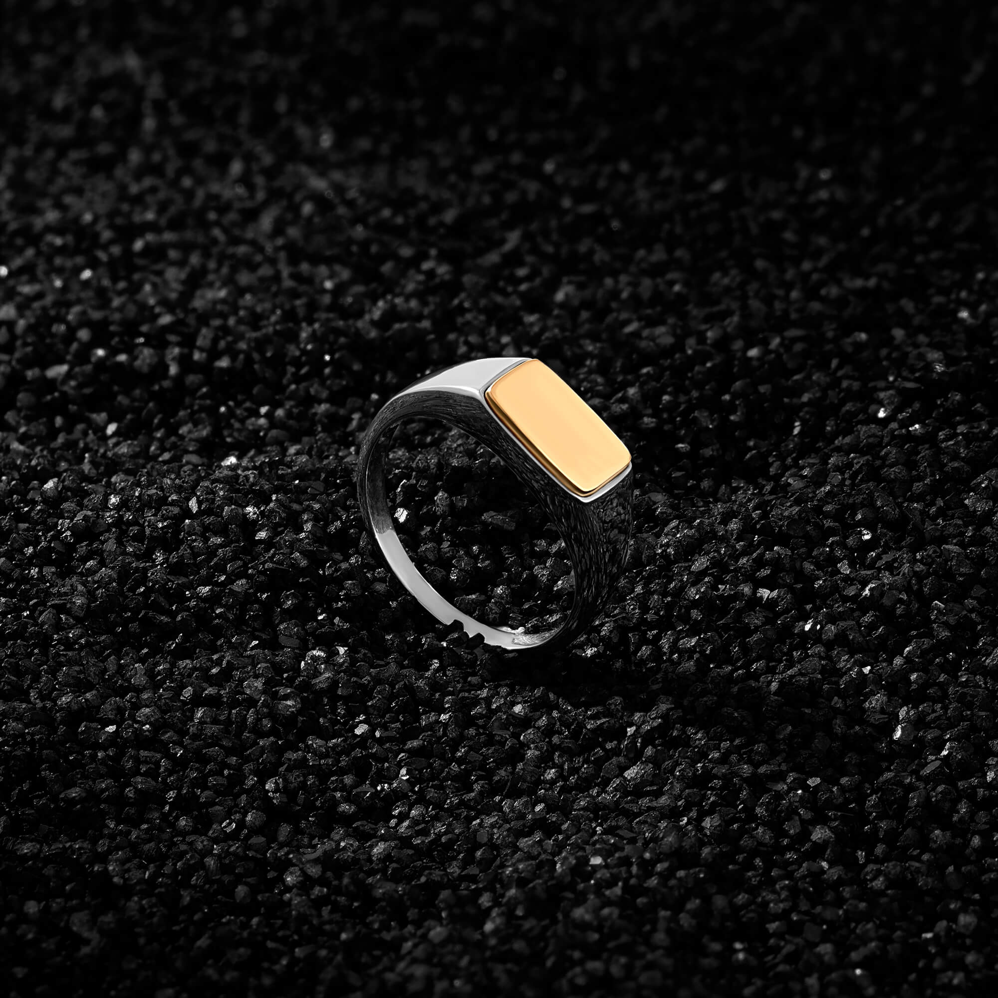 Atolyestone Rectangular Signet Ring with Yellow Solid Gold