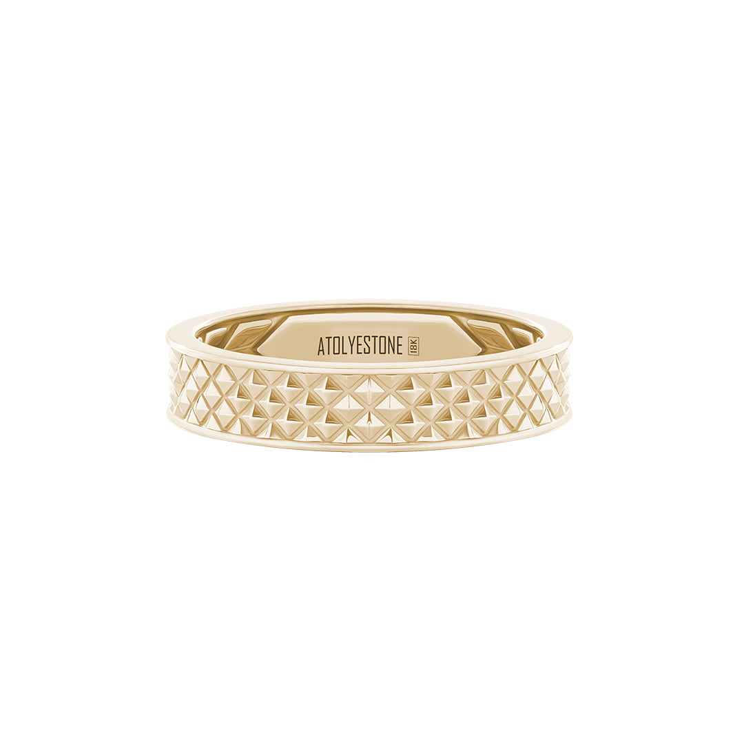 Slim Pyramid Band Ring in Solid Gold - Yellow Gold