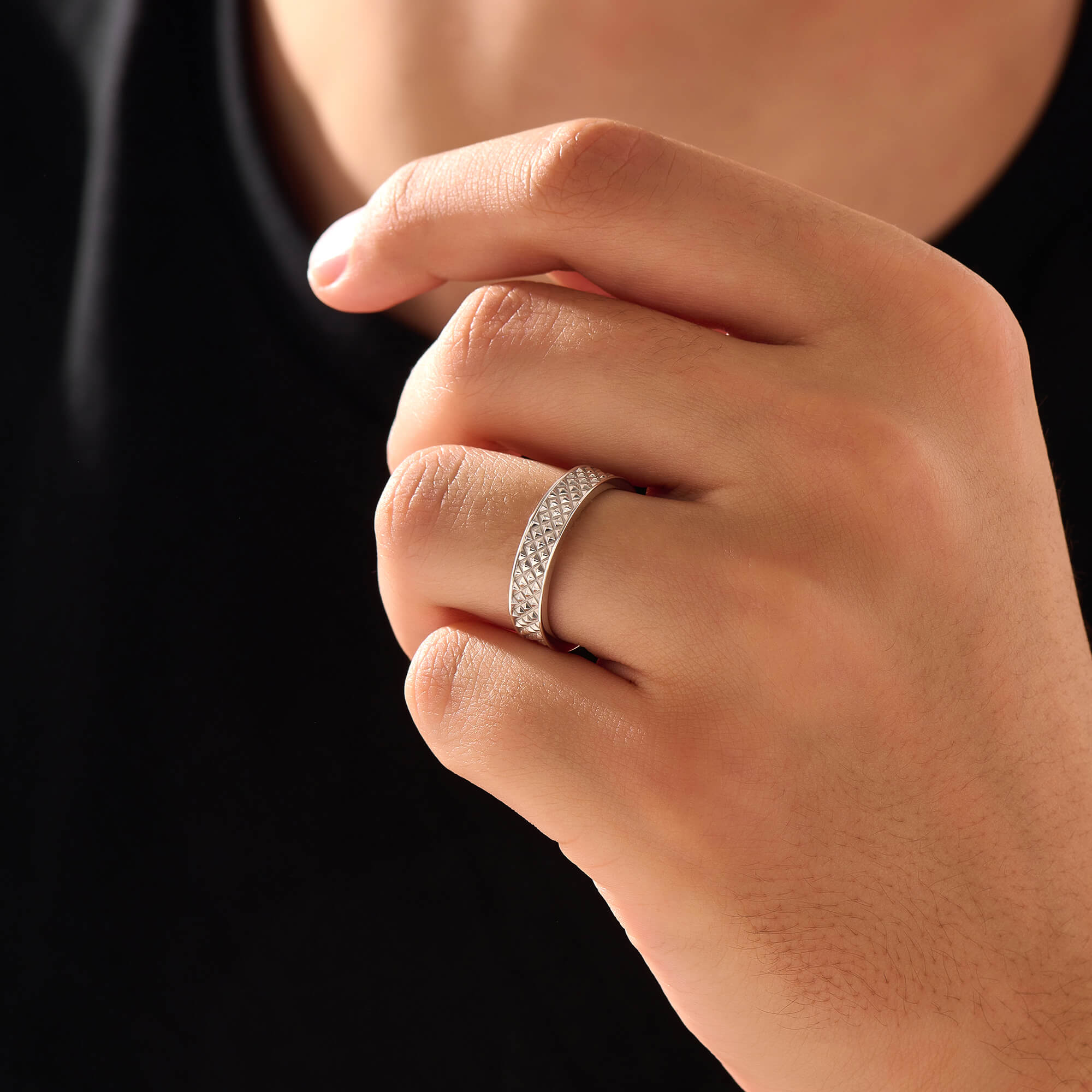 Men's Slim Pyramid Band Ring in Solid Gold