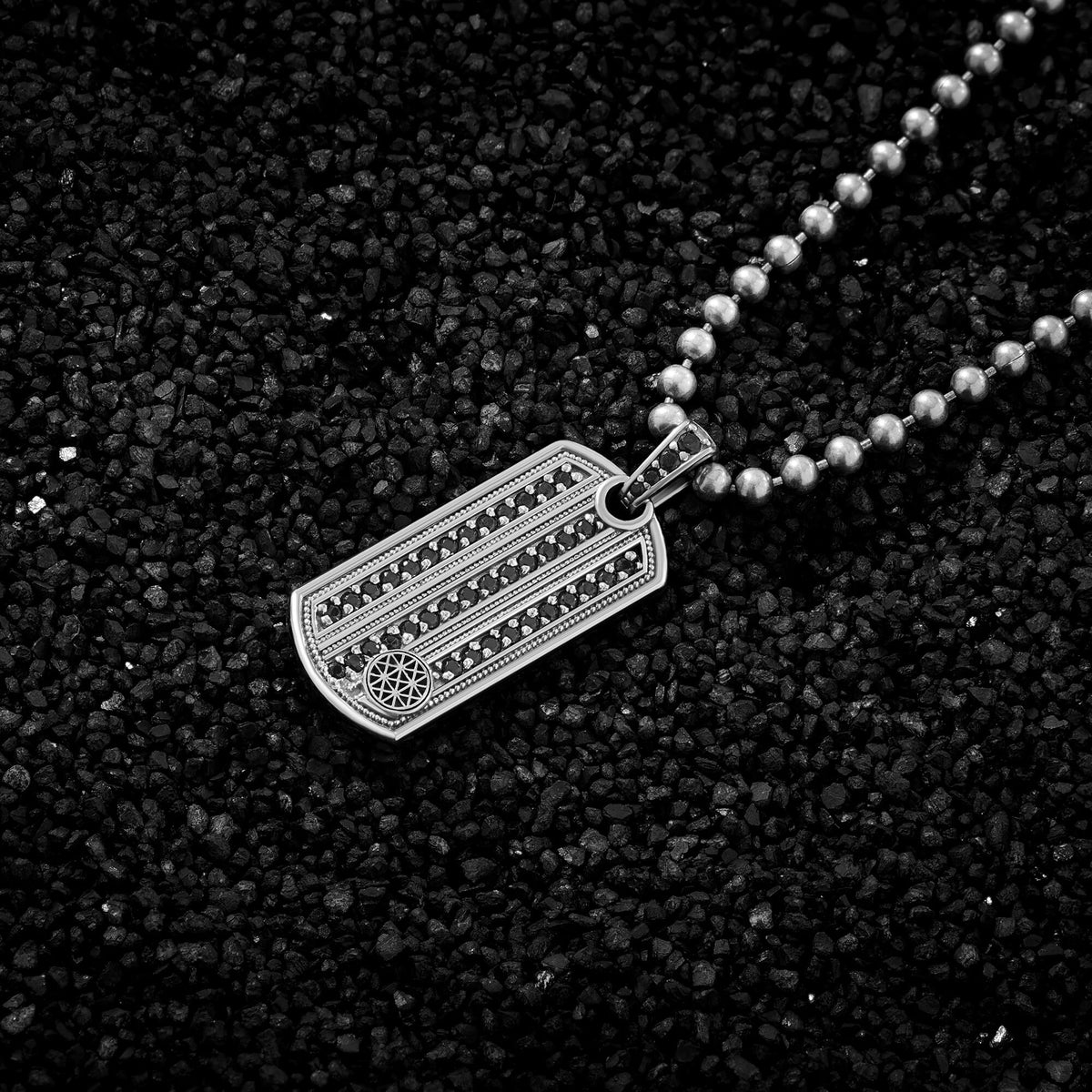 Vertically Paved Solid Silver Stripe Pendant
