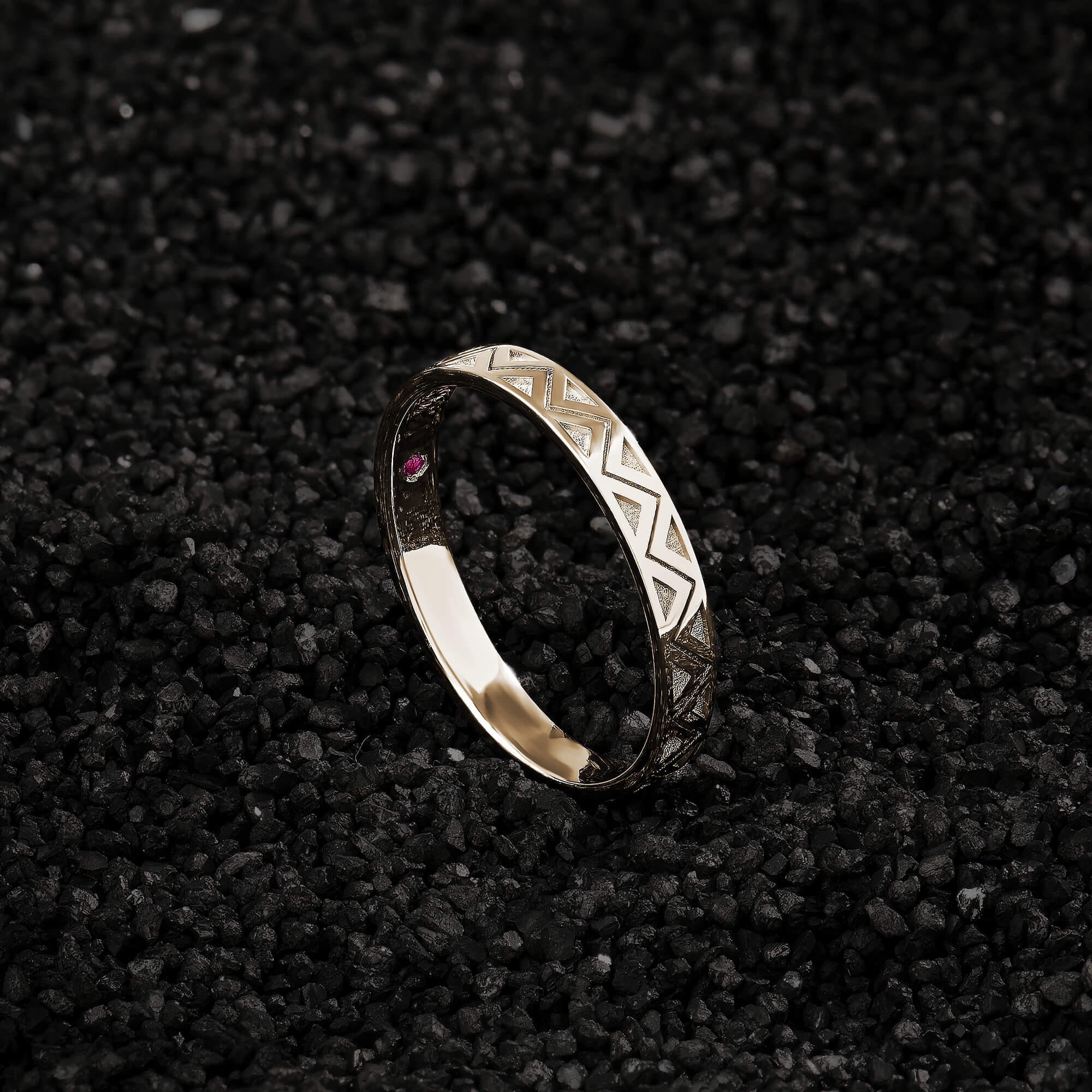 Solid Gold Zigzag Design Band Ring for Men