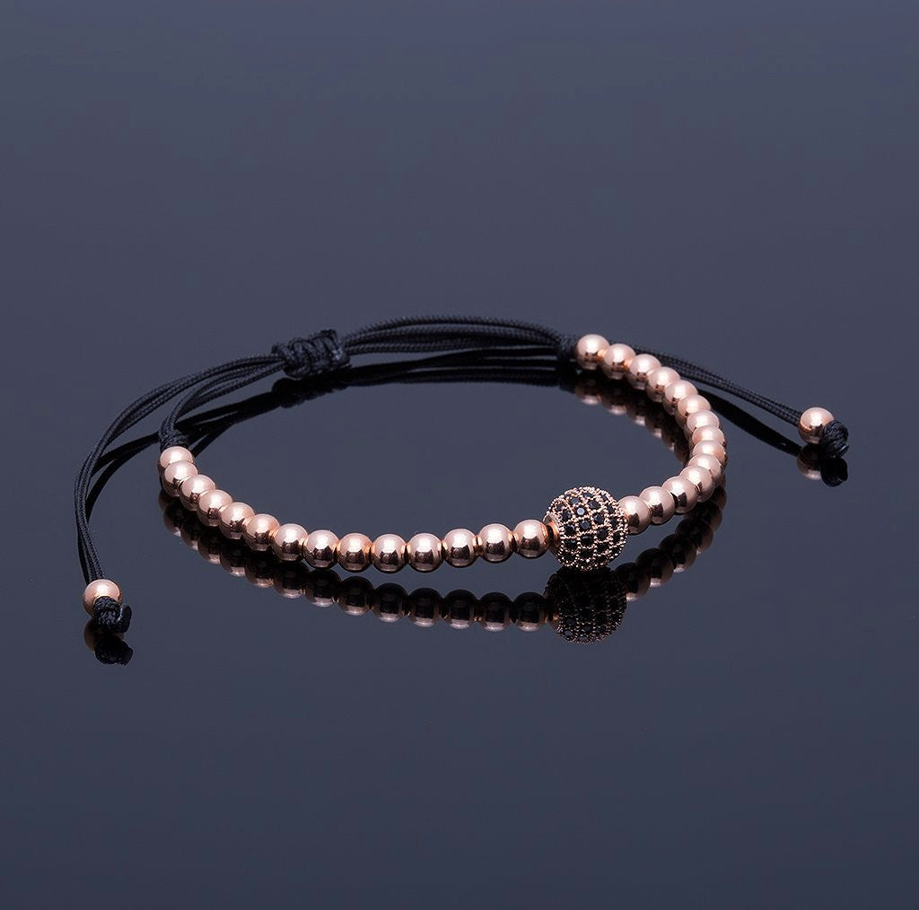 Solitaire Macrame Bracelet