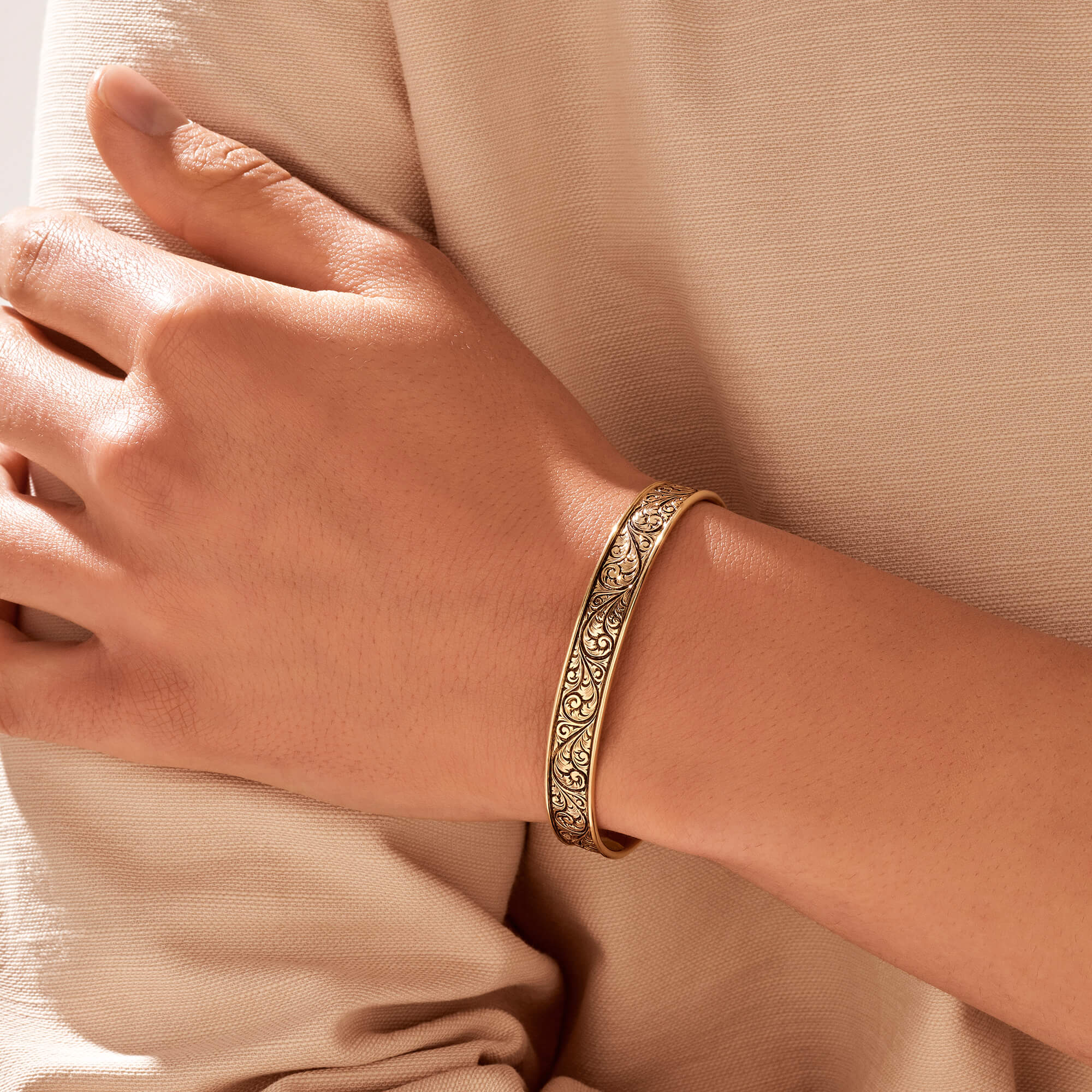 Classic Cuff Bracelet - Solid Gold