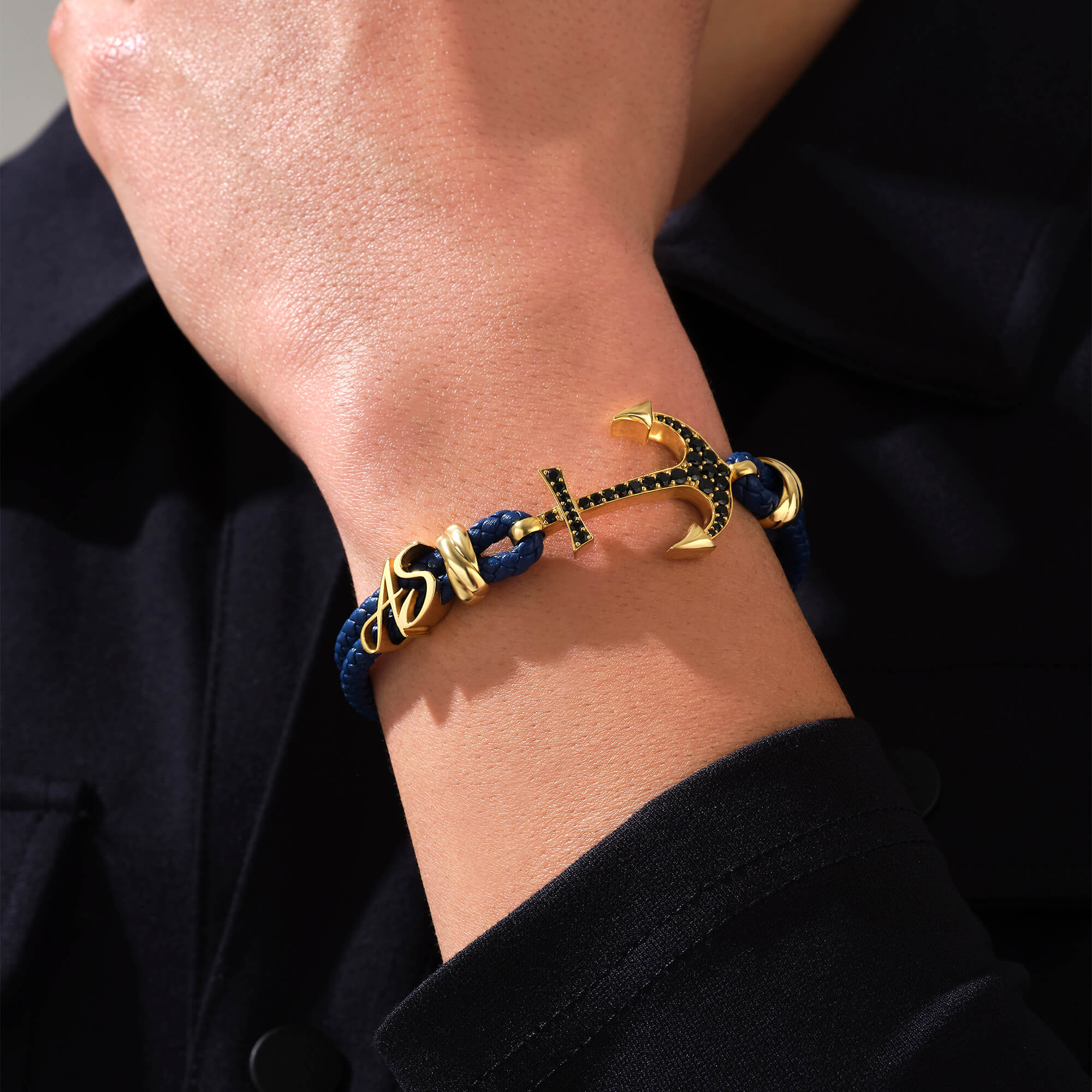 Italic Statement Anchor Leather Bracelet