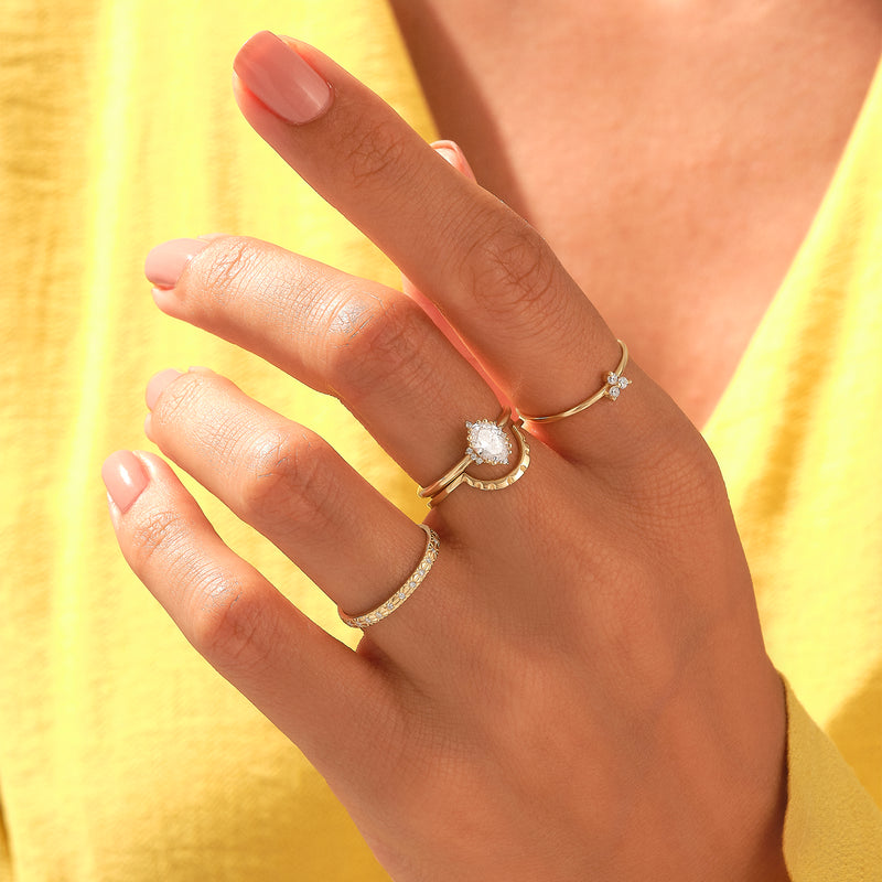0.75 ctw Diamond Vintage Inspired Engagement Ring