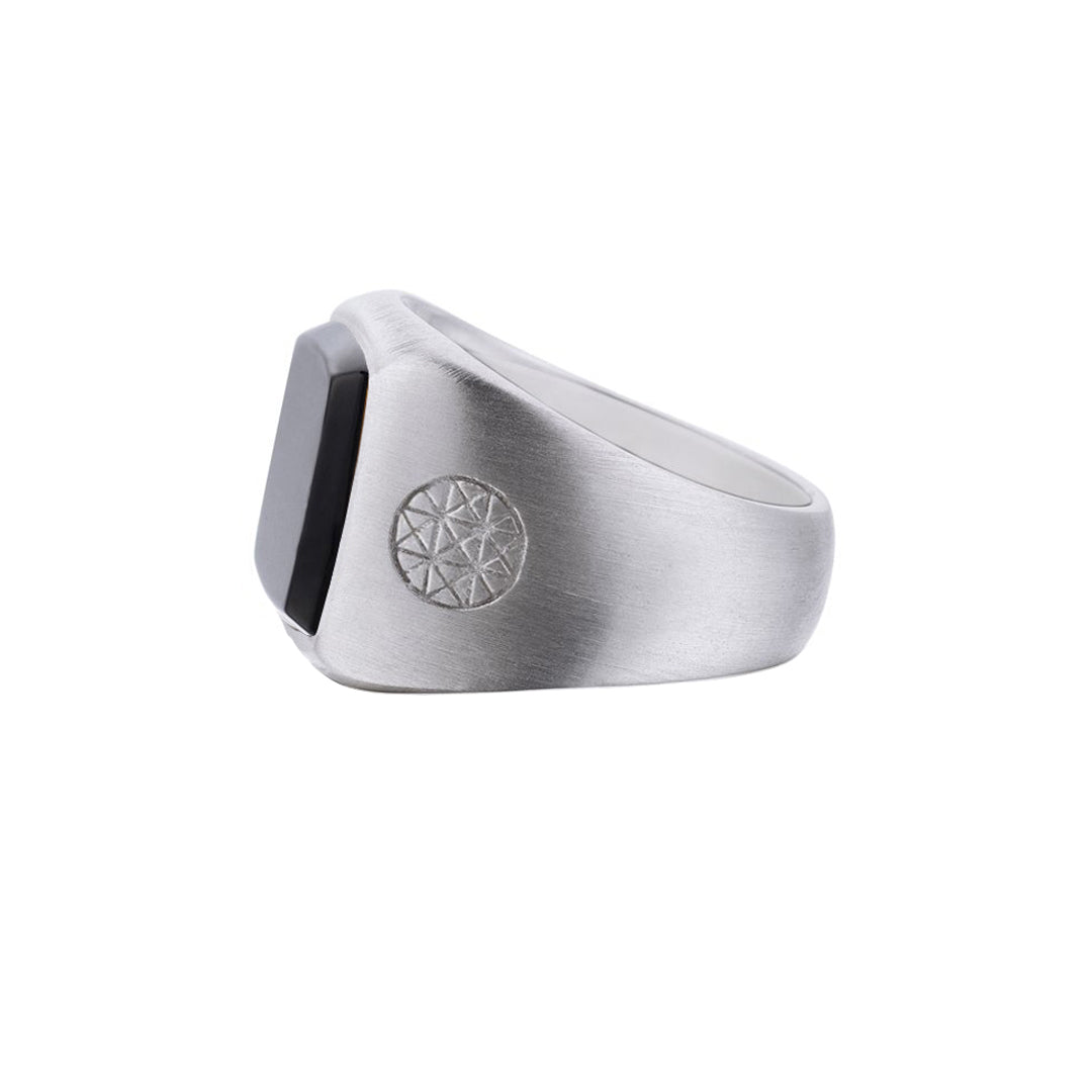 Prime Ring by Atolyestone