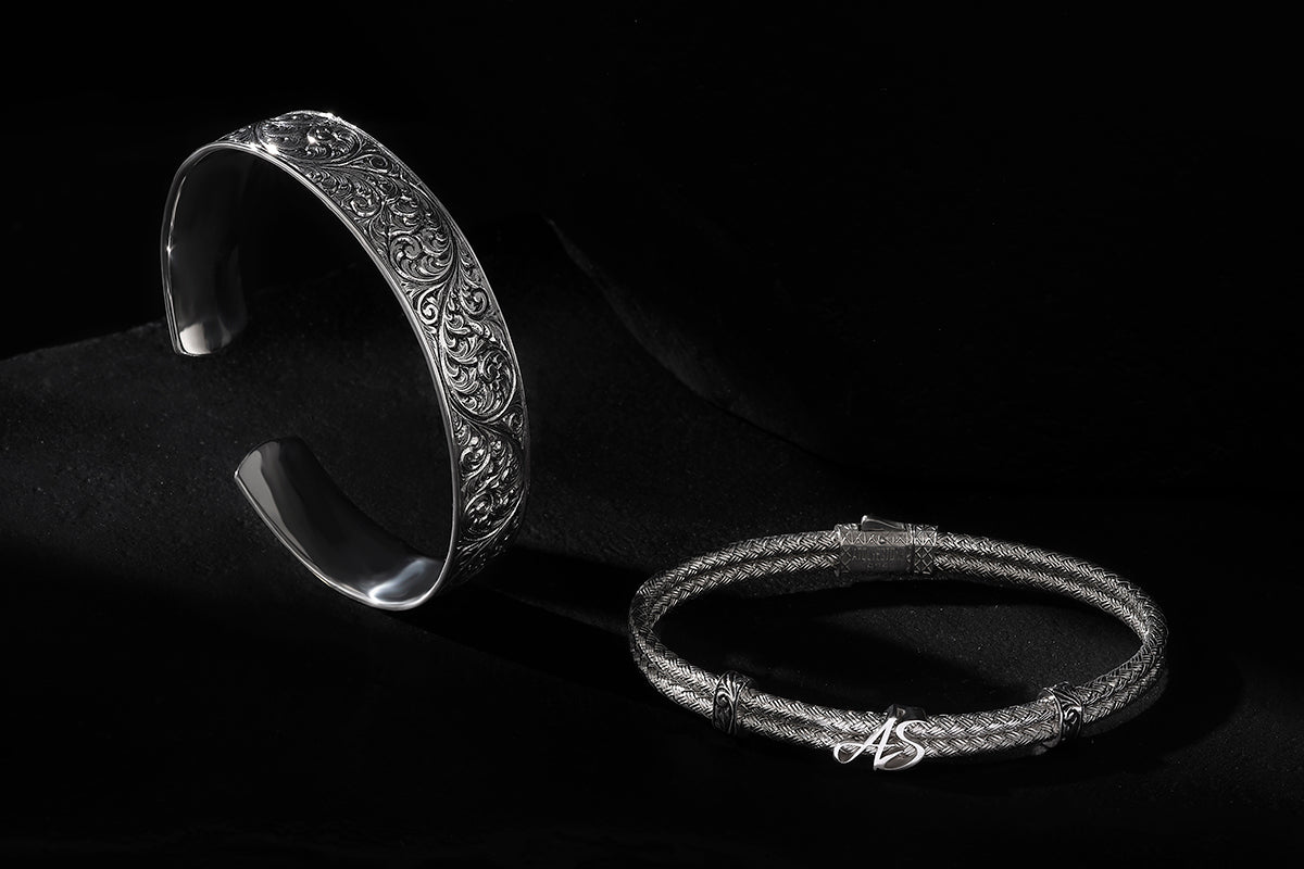 What is the Difference Between a Cuff Bracelet and a Bangle?
