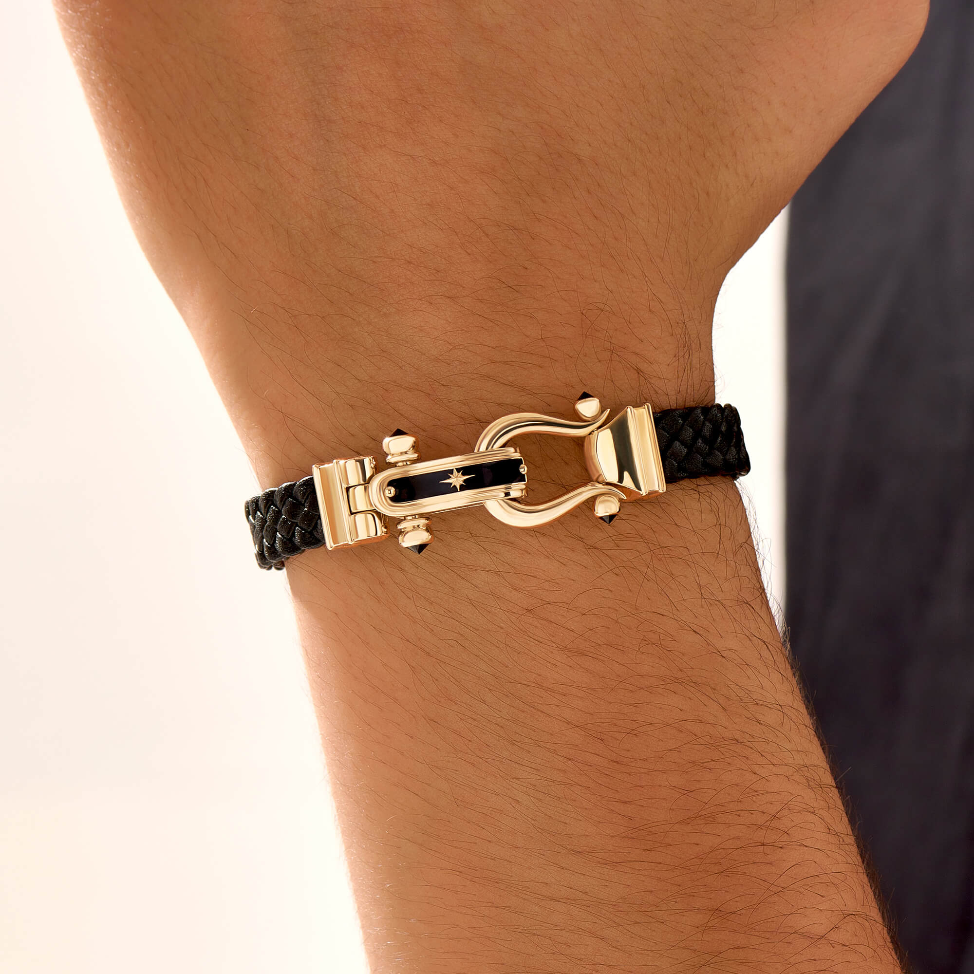 Atolyestone Men's Iconic North Star Leather Bracelet in Solid Gold