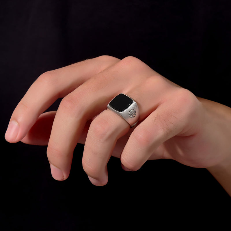 Brushed Square Ring with Onyx in 925 Sterling Silver