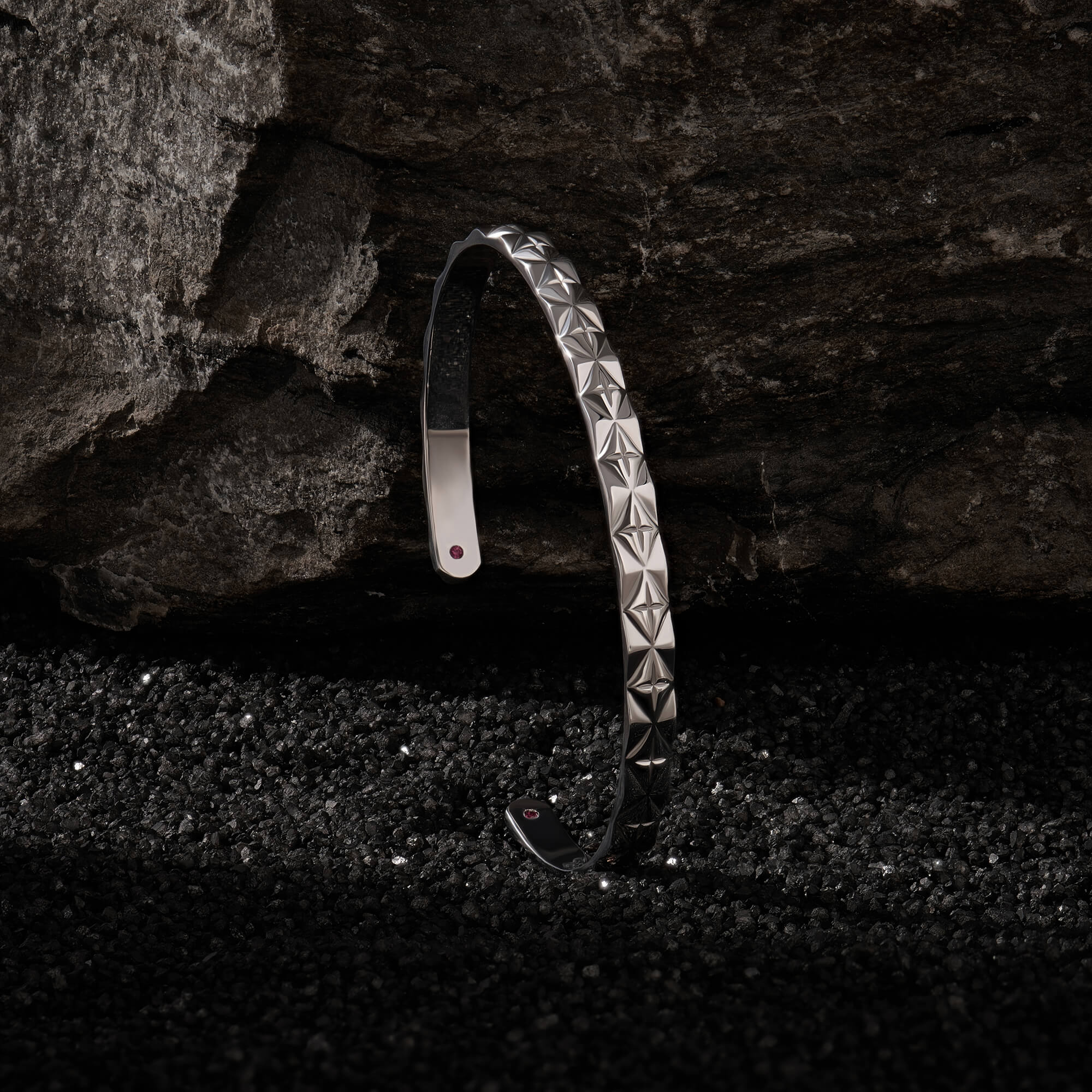 Diamond Cut Pattern Solid Silver Cuff Bracelet