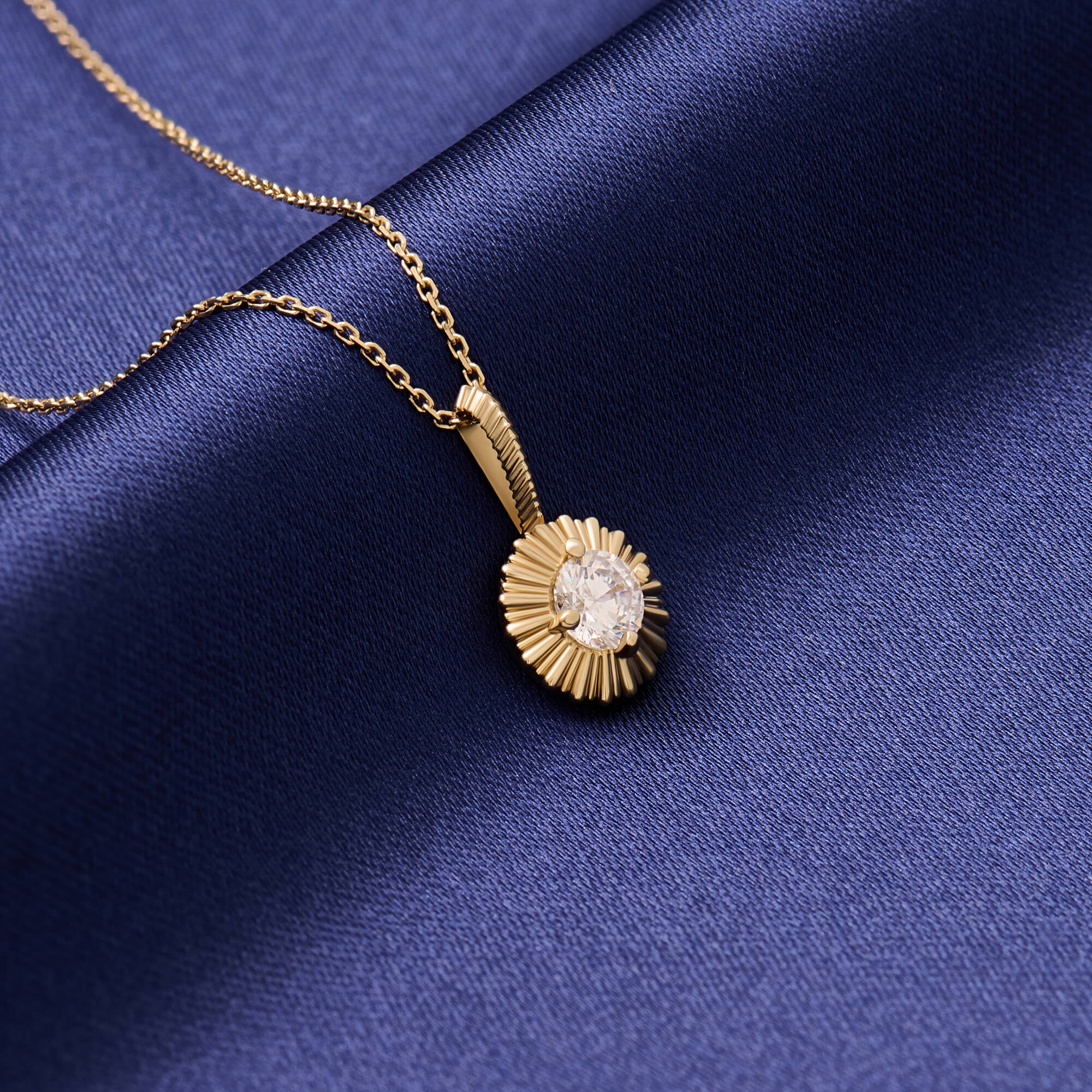 Solid Yellow Gold Diamond Starburst Necklace