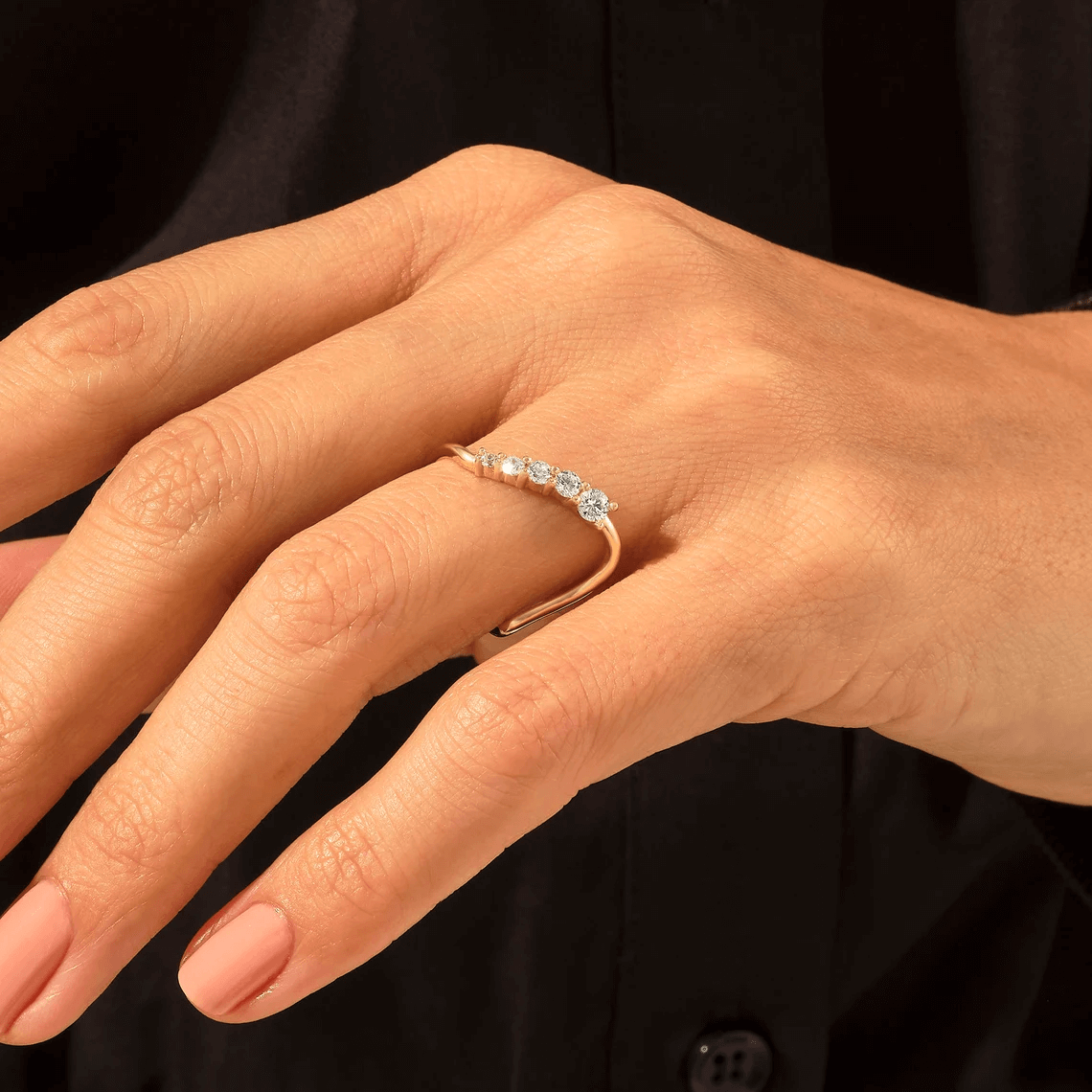 0.36 ctw VVS Clarity Diamond Wave Curve Ring in Real Gold
