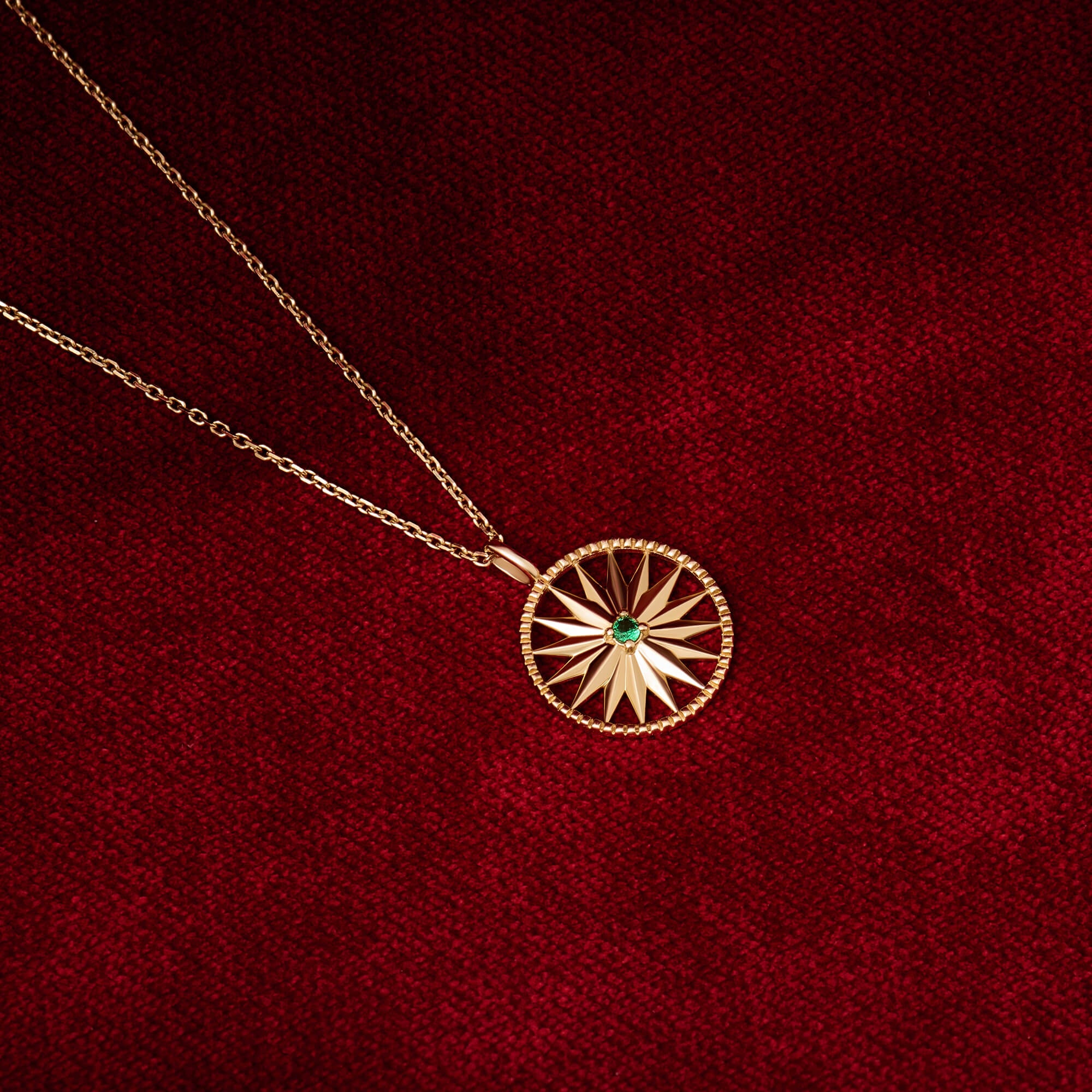 Star Disc Necklace with Emerald in Solid Yellow Gold