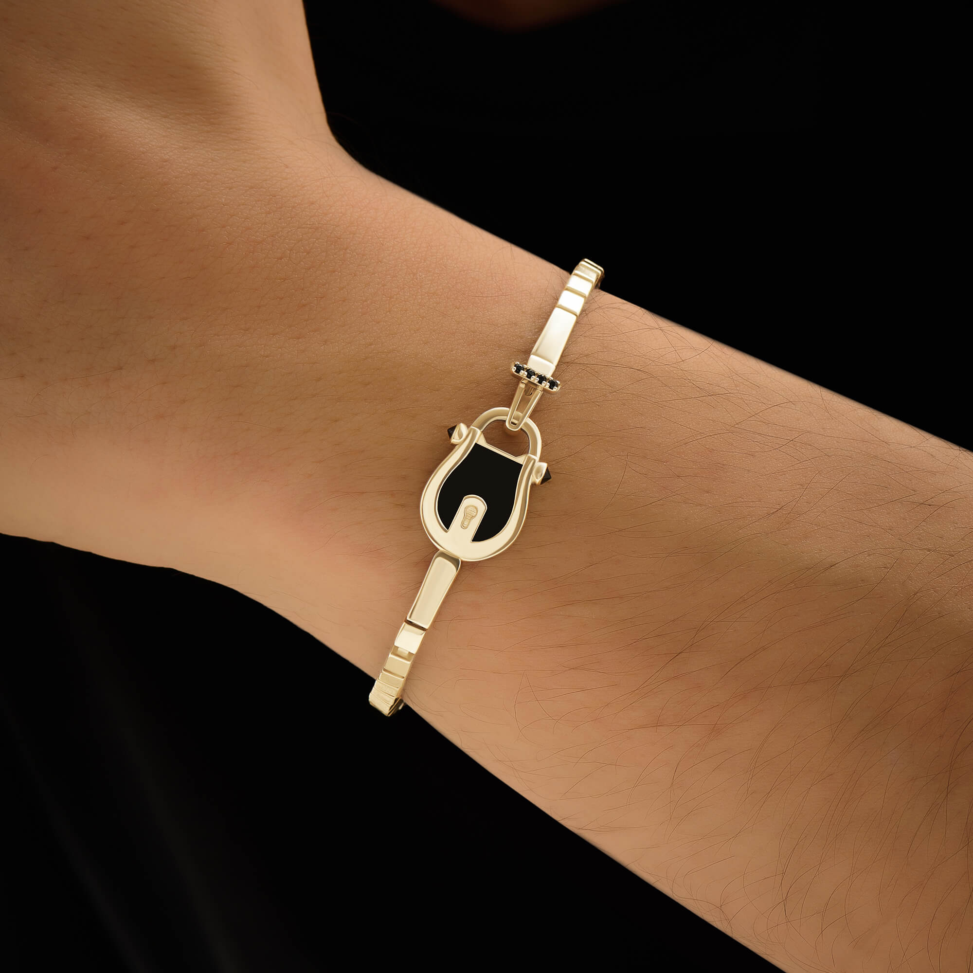 Men's Solid Yellow Gold Enamel Lock Chain