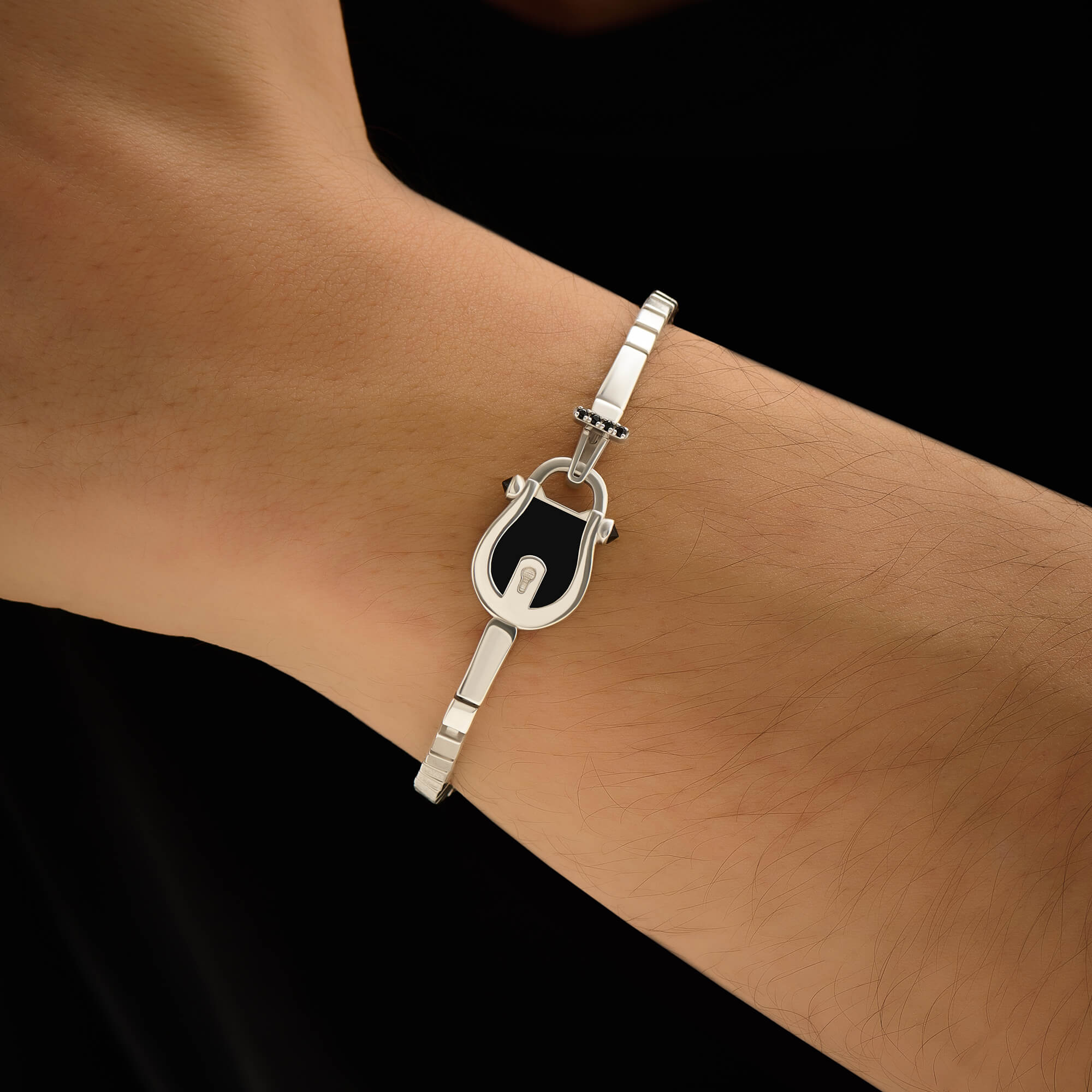 Men's Solid Silver Enamel Lock Design Chain Bracelet
