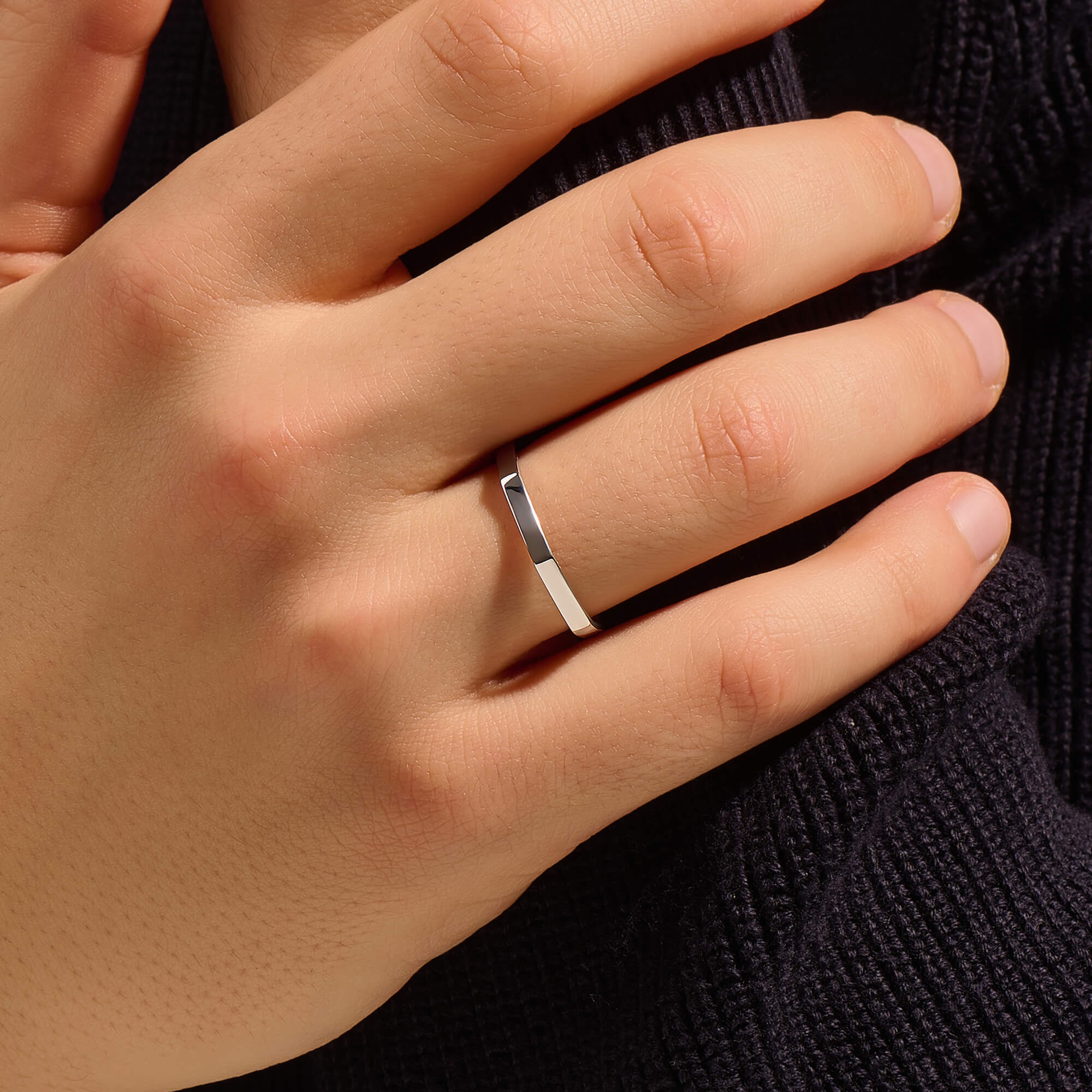 Men's Geometric Band Ring in Solid Gold