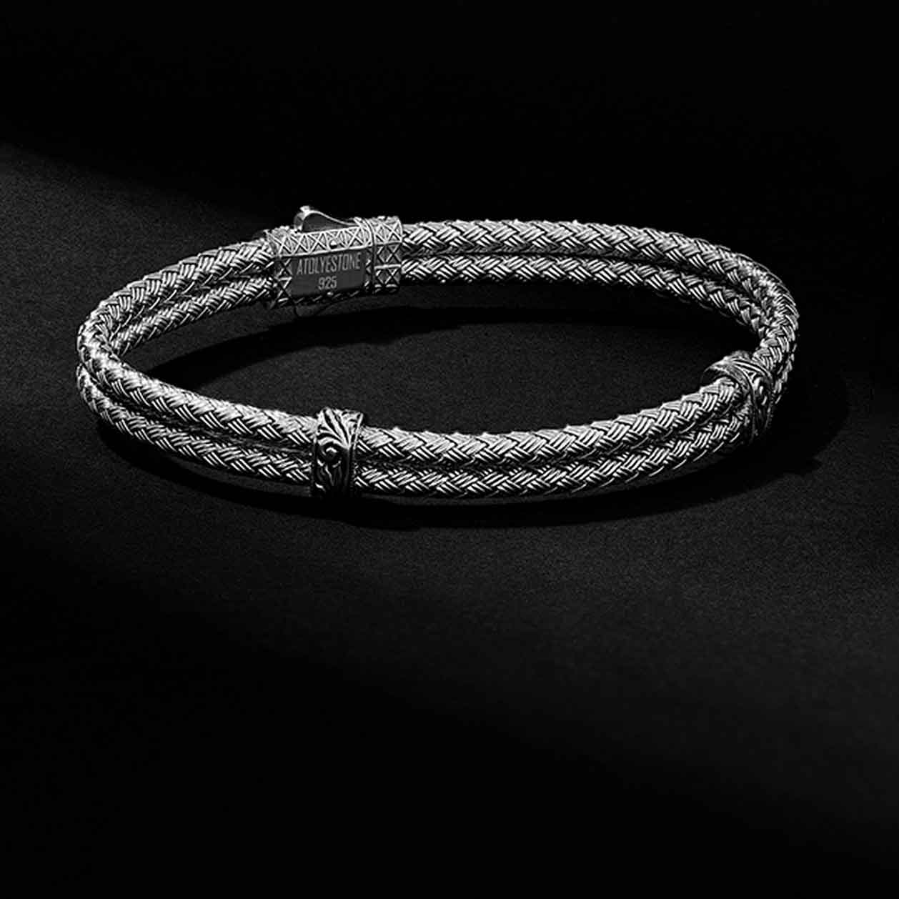 Gifts Under £300