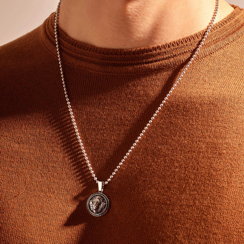 Men's Leo Design Necklace in Solid 925k Silver