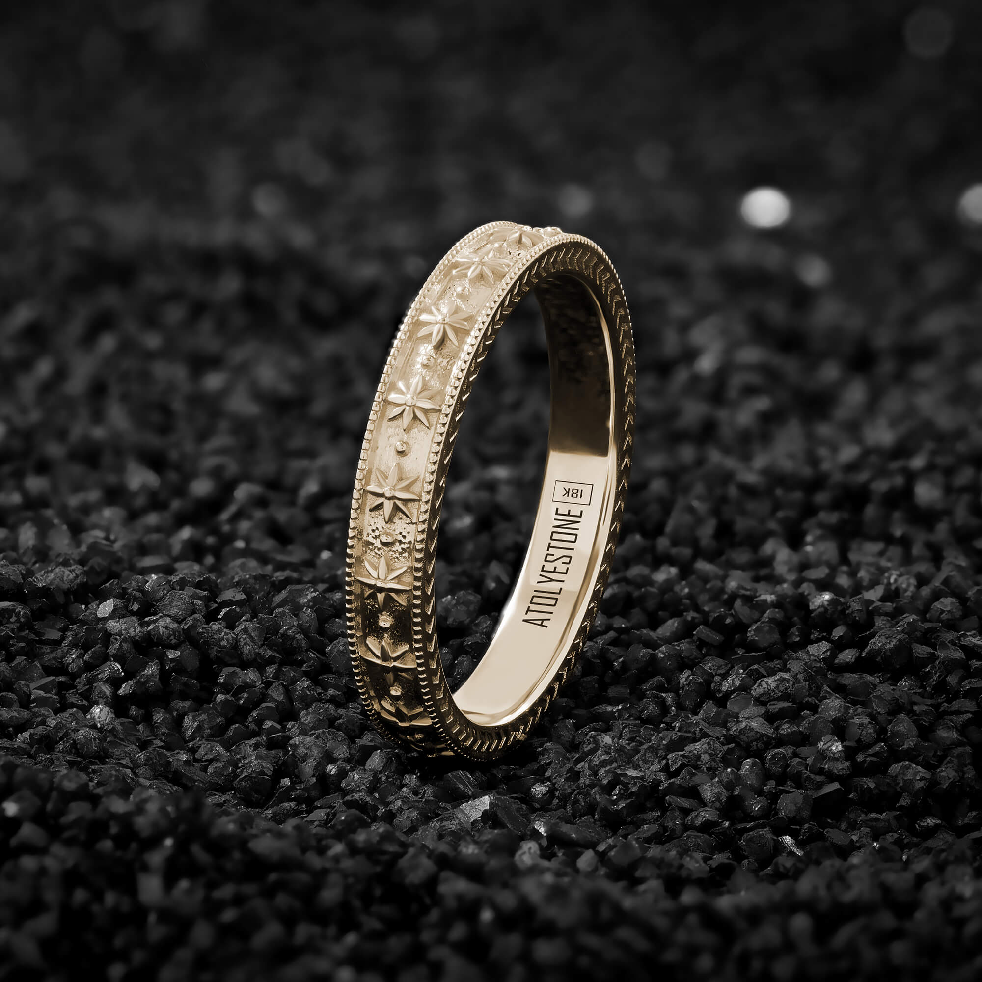 Golden Star-Etched Milgrain Band