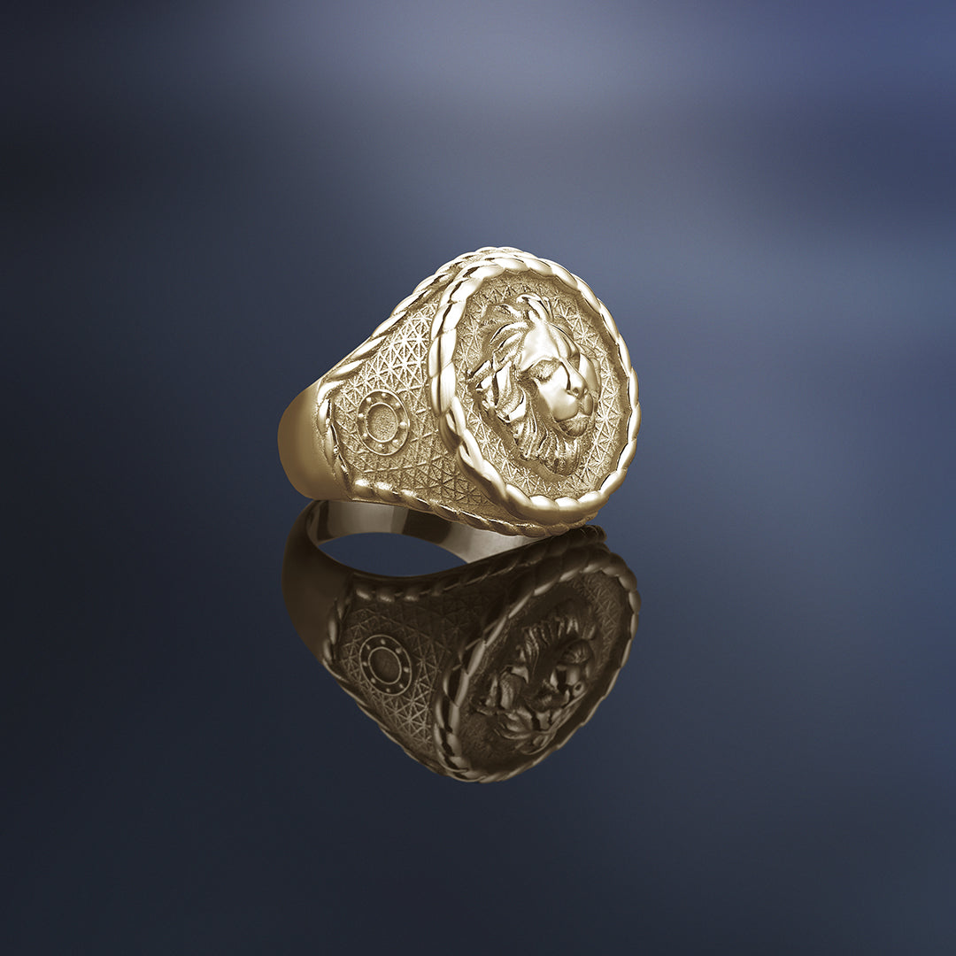 Leo Ring - Yellow Gold