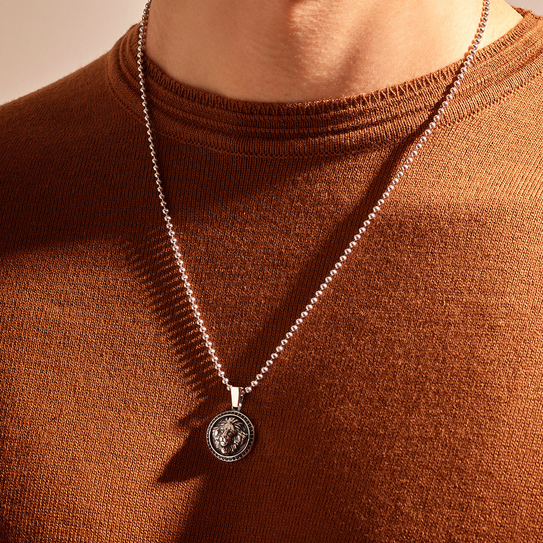 Leo Necklace With Chain