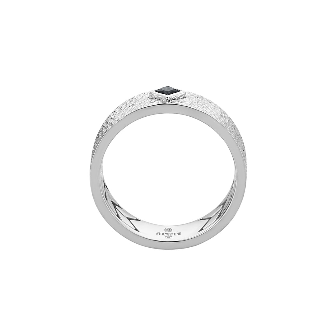 Men's Real White Gold Hammered 7mm Band Solitaire Ring
