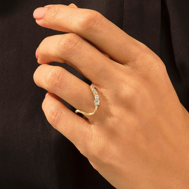 Women's 0.36 ctw Diamond Curve Wedding Ring - Pure Gold