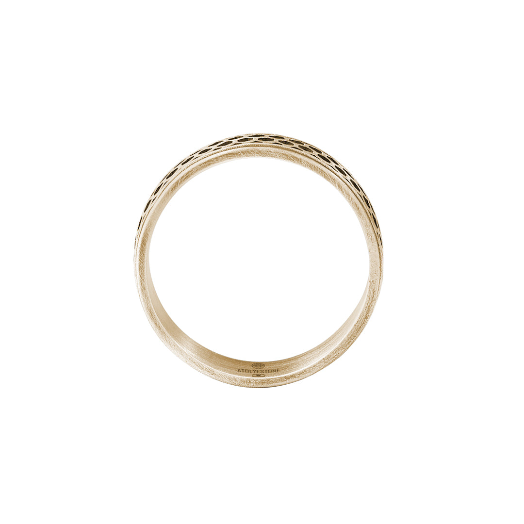 Honeycomb Band Ring in Gold