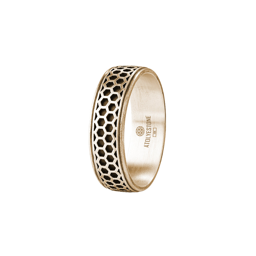 Honeycomb Band Ring in Gold