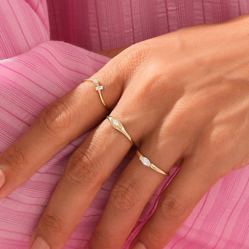 Vintage Circa 1950s 9 Carat Rose Gold Star Set Diamond Signet Ring –  Imperial Jewellery