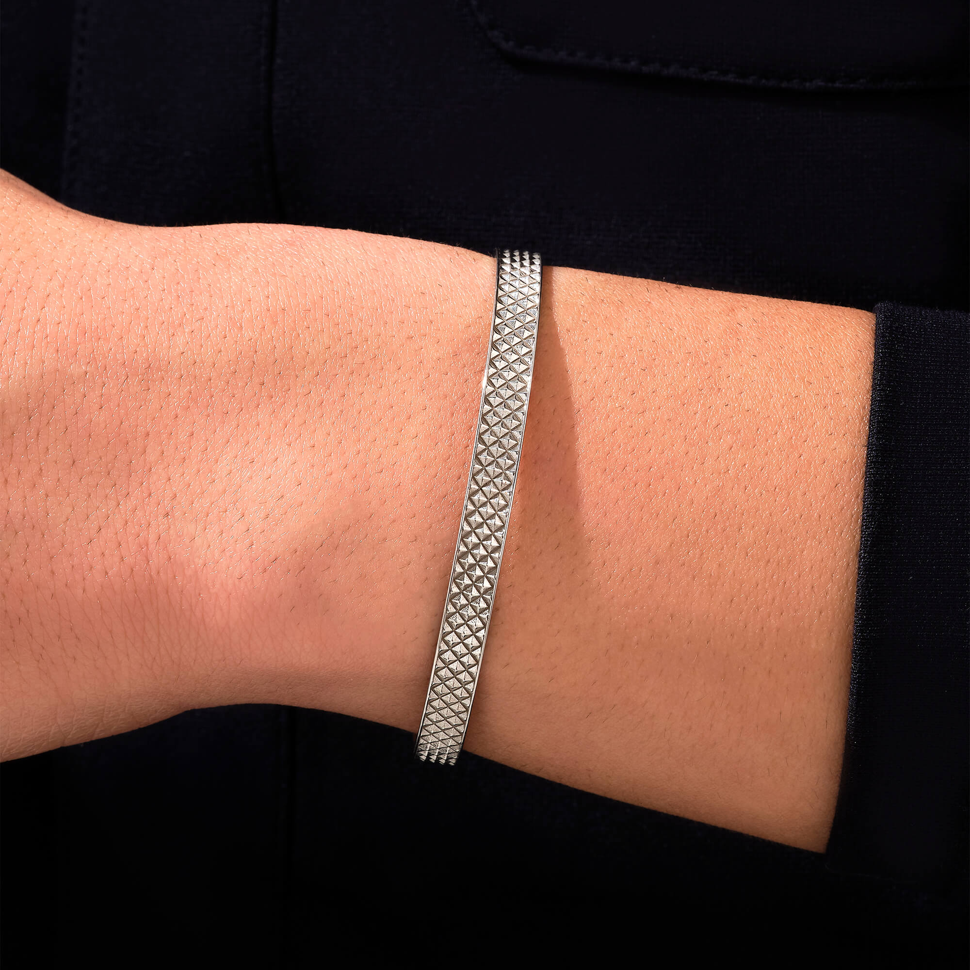 Minimal Pyramid Cuff in Silver