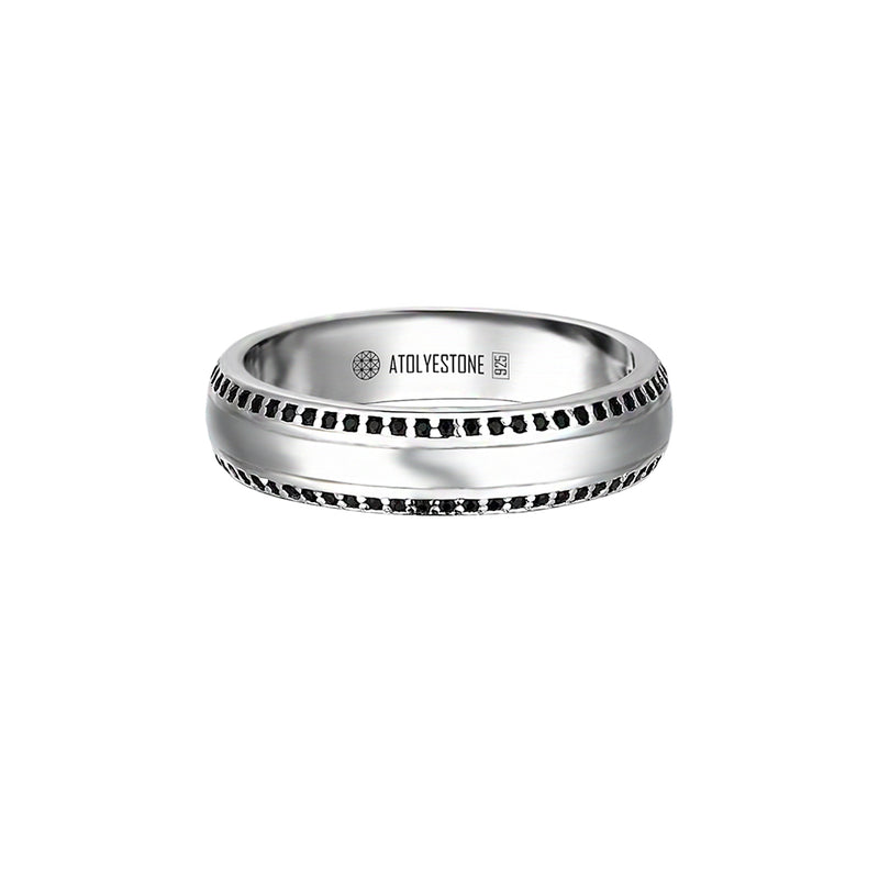 Minimalist Ring in Silver