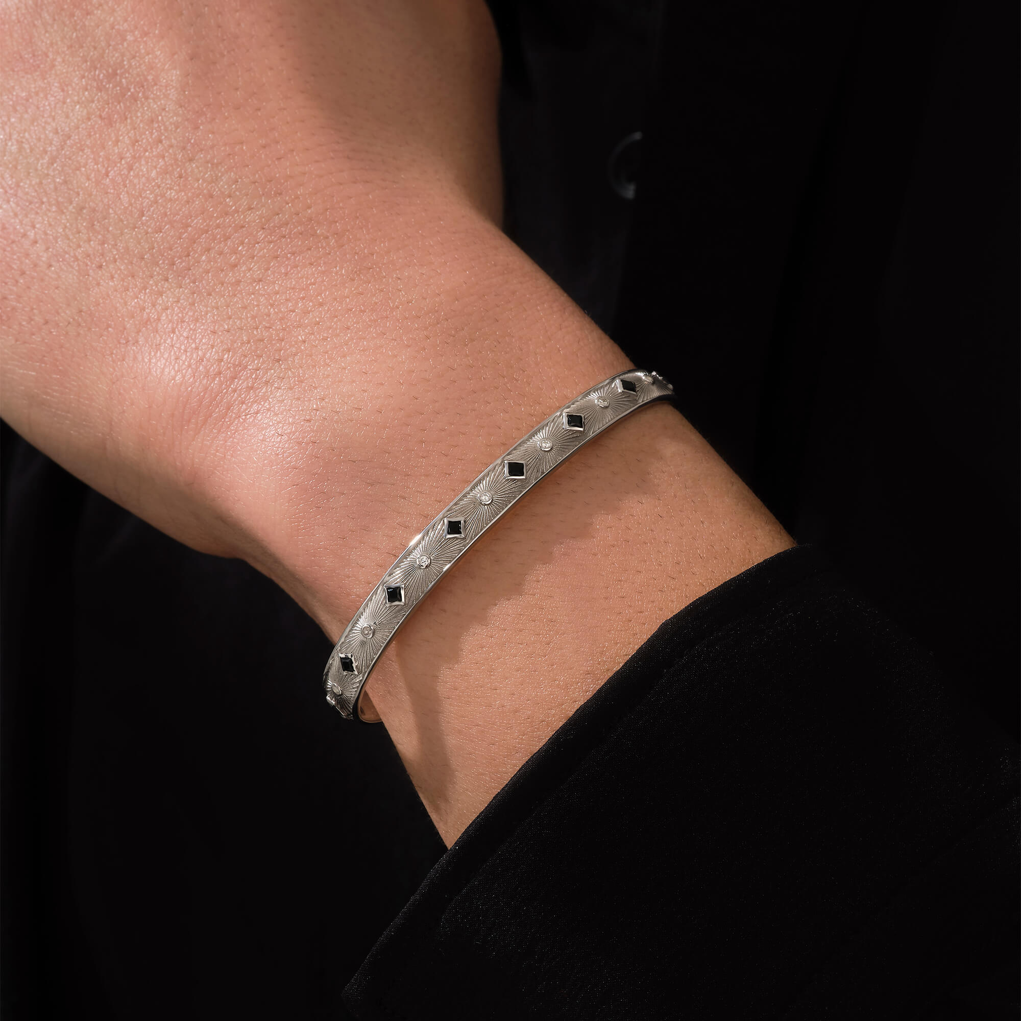 Sunbeam Cuff in Gold