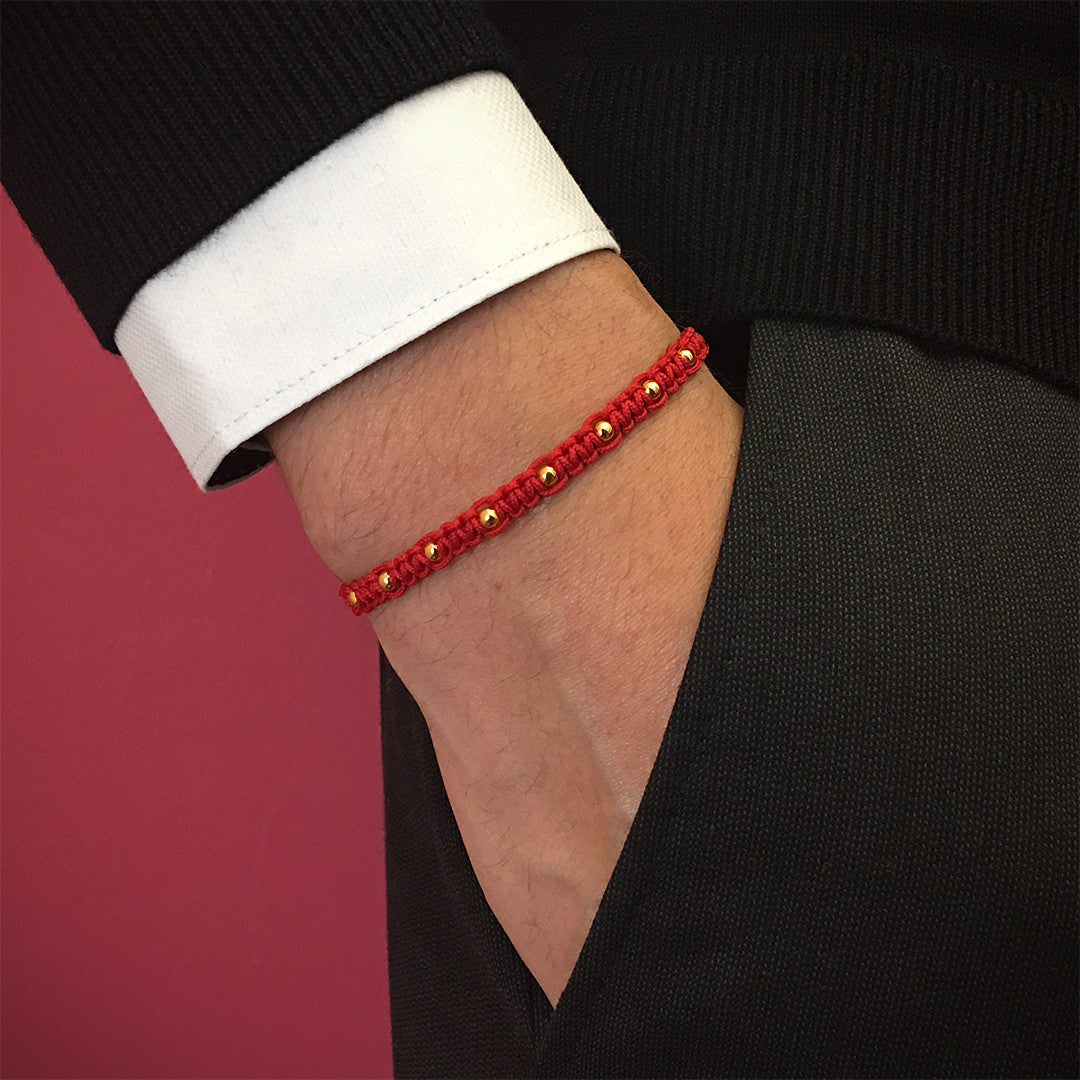 9 Balls Macrame - Yellow Gold - Red